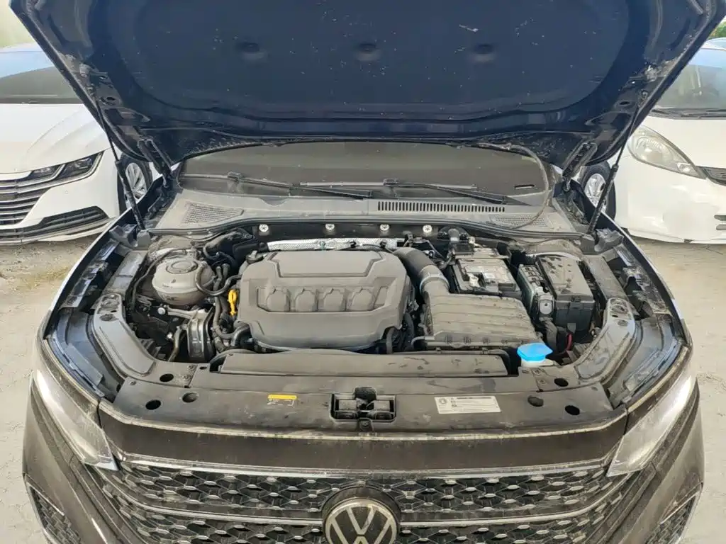 Volkswagen Passat — фото 20
