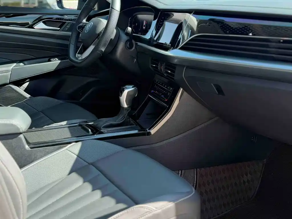Volkswagen Passat — фото 7