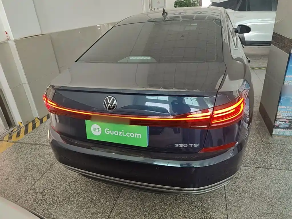 Volkswagen Passat — фото 6