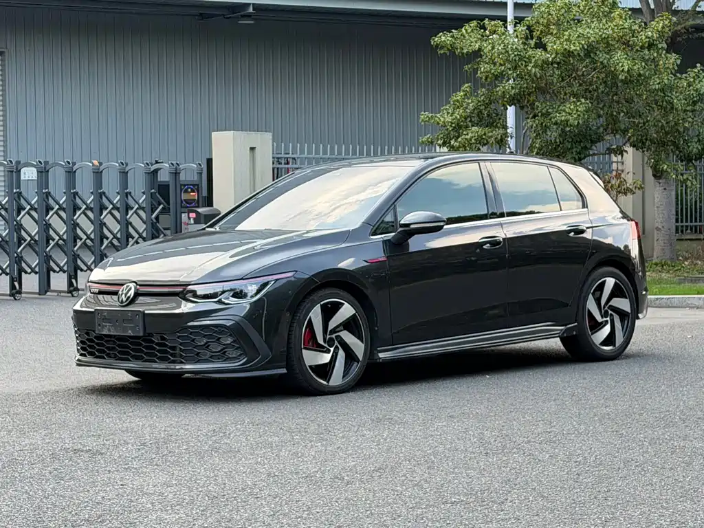 Volkswagen Golf GTI — фото 2