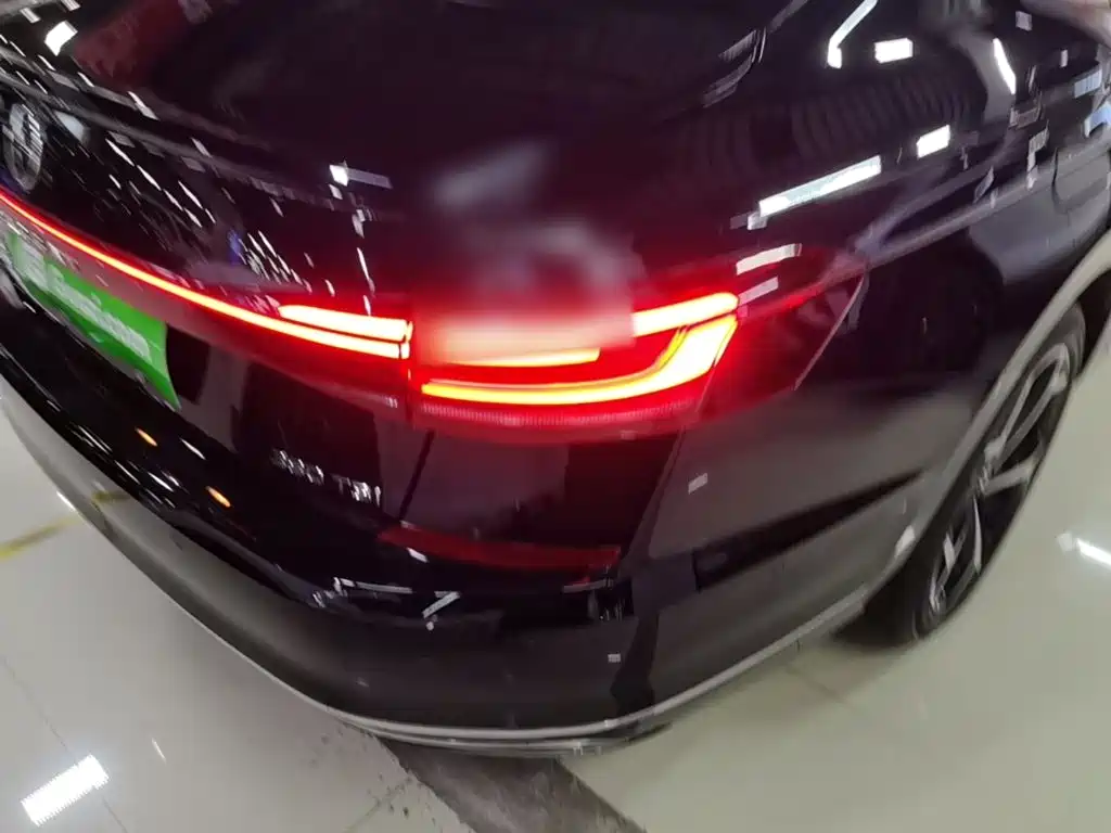 Volkswagen Passat — фото 8