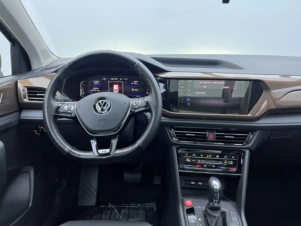 Volkswagen Tharu — фото 30