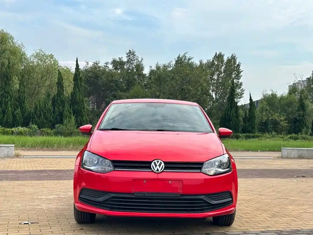 Volkswagen Polo — фото 2