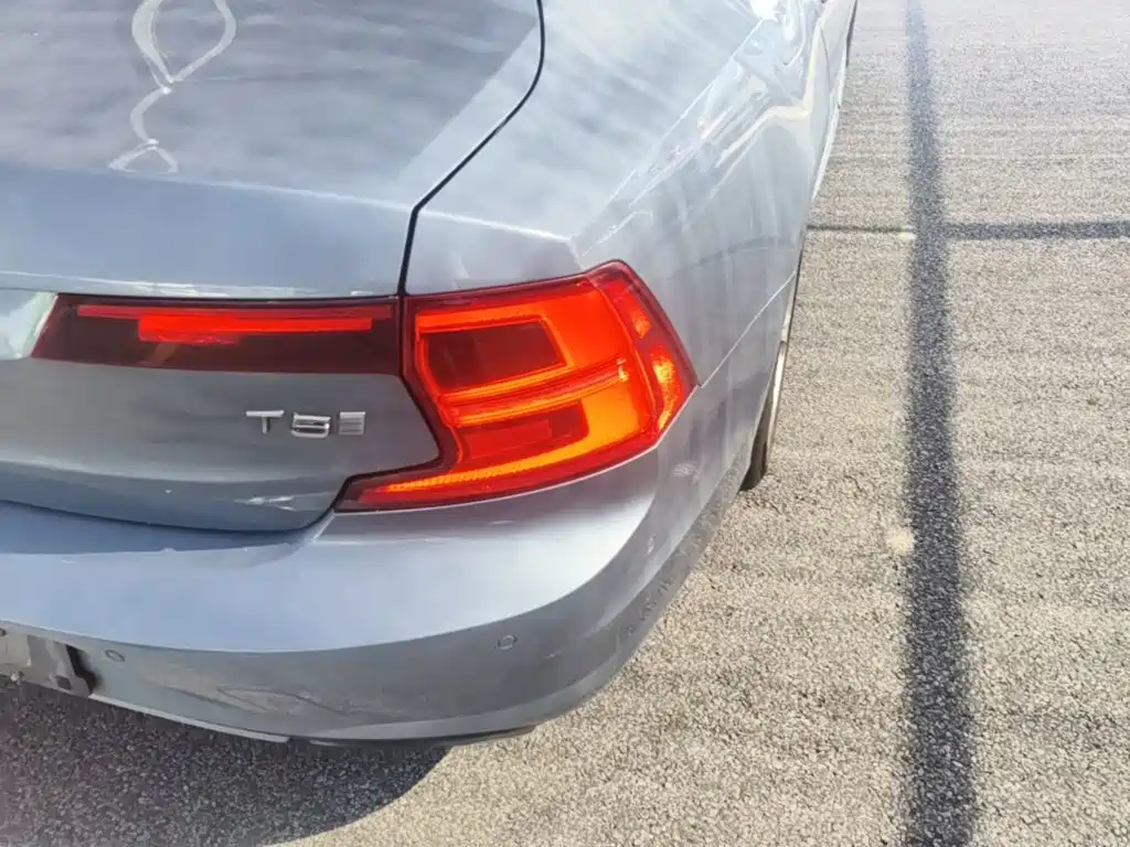Volvo S90 — фото 8