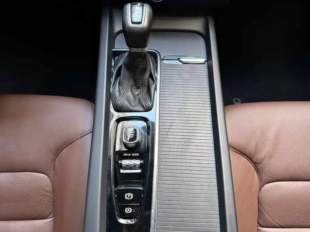 Volvo S60 — фото 15