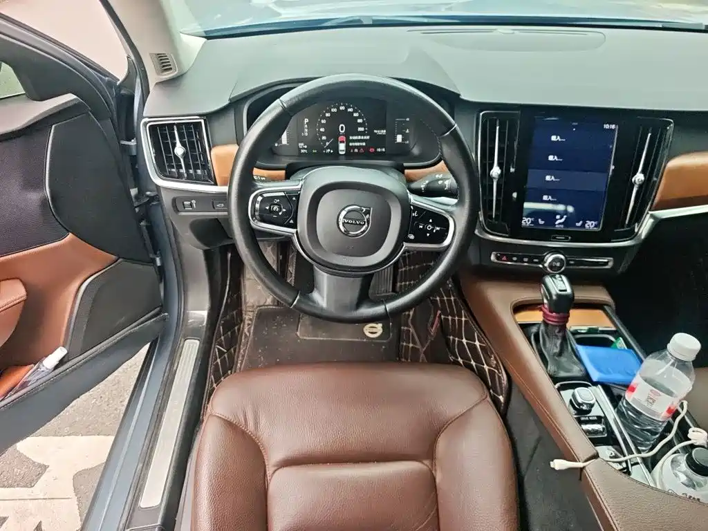 Volvo S90 — фото 3