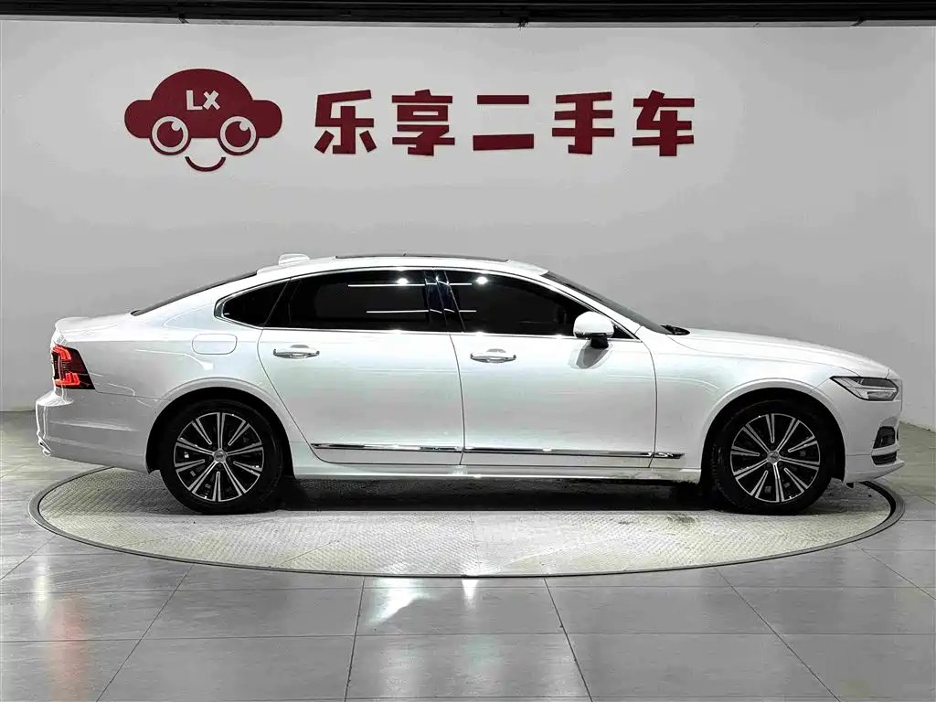 Volvo S90 — фото 6
