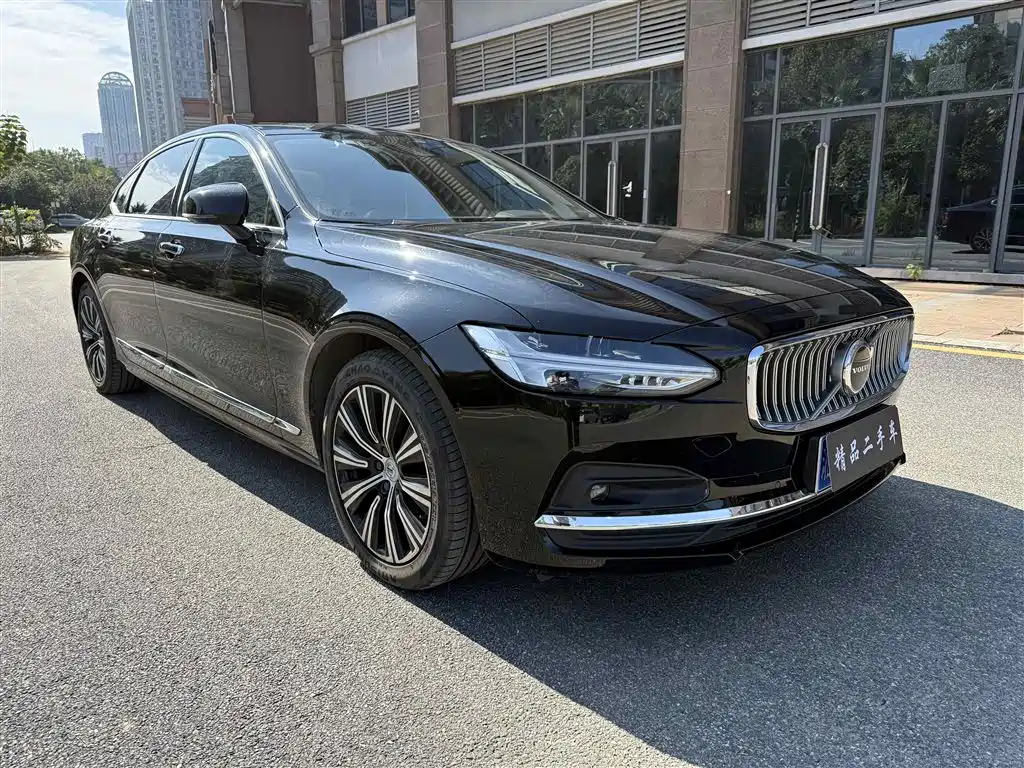 Volvo S90 — фото 3