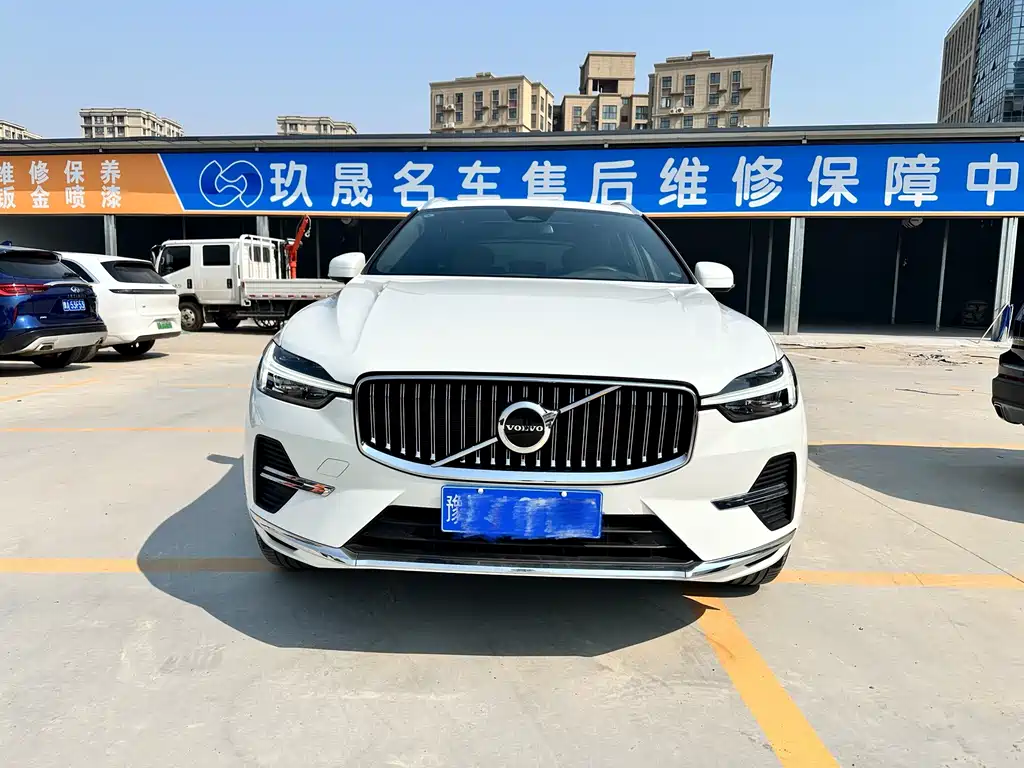 Volvo XC60 — фото 2