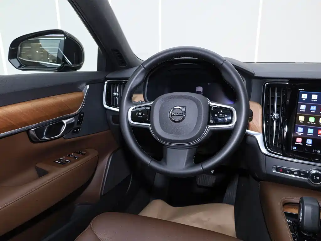 Volvo S90 — фото 11