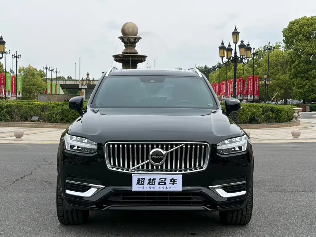 Volvo XC90 — фото 2