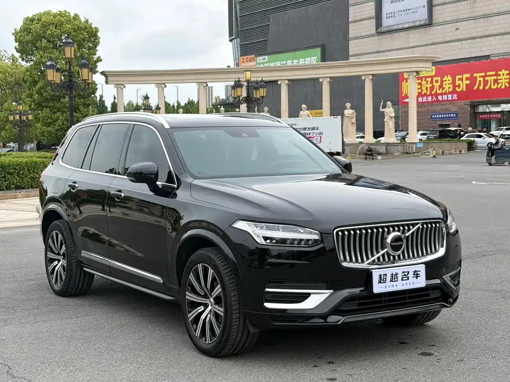 Volvo XC90 — фото 3