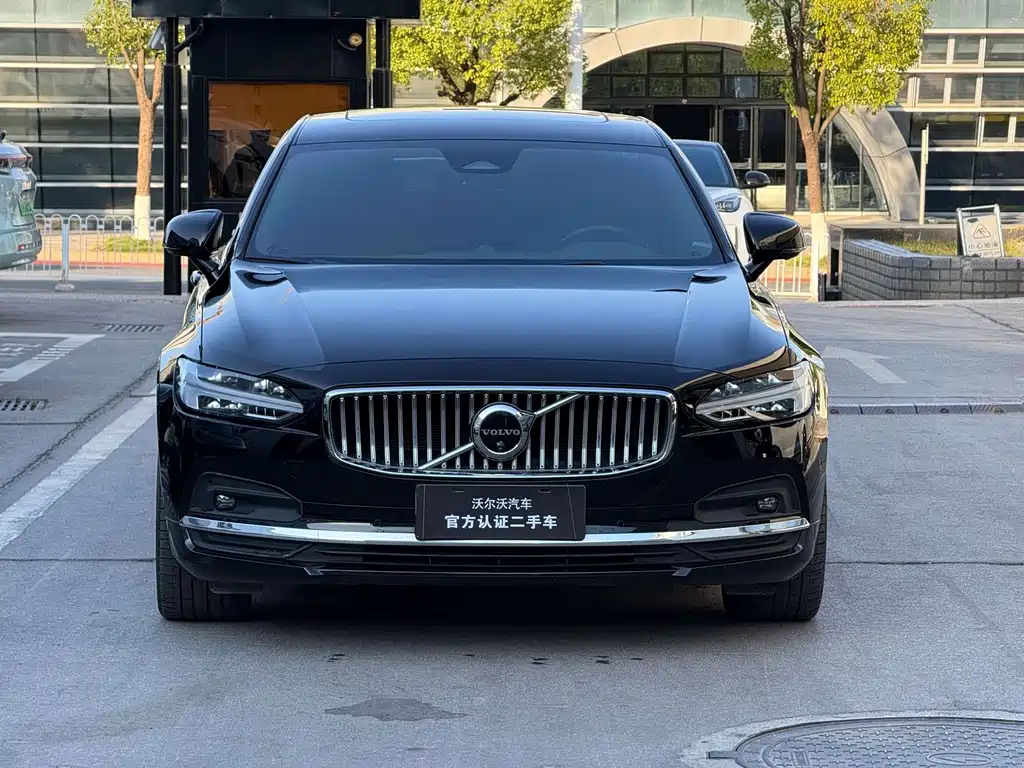 Volvo S90 — фото 4