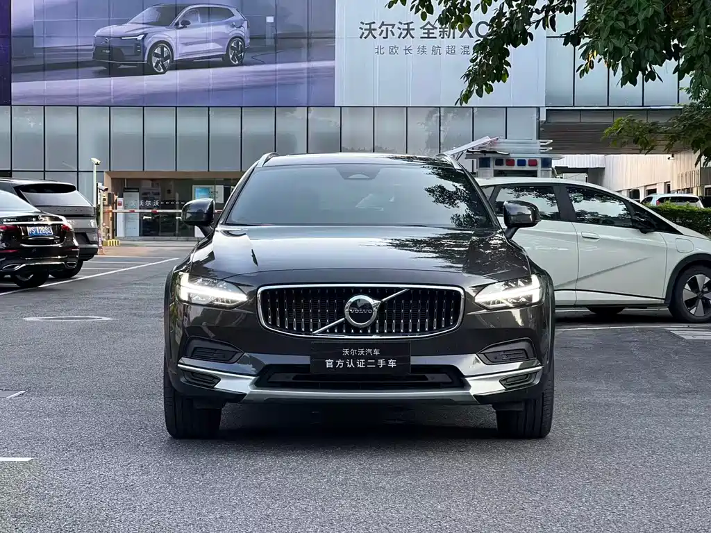 Volvo V90 — фото 2