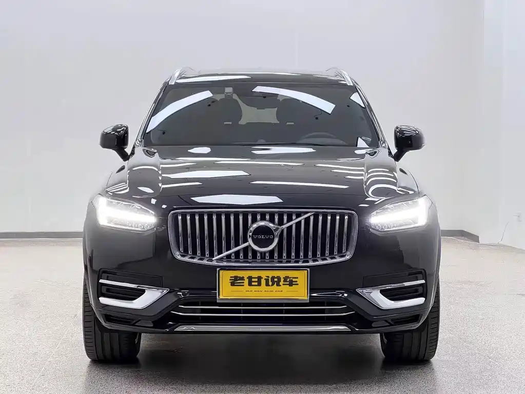 Volvo XC90 — фото 3