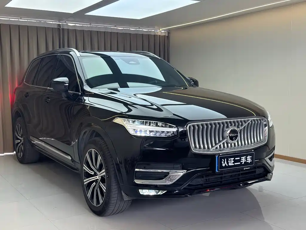 Volvo XC90 — фото 2