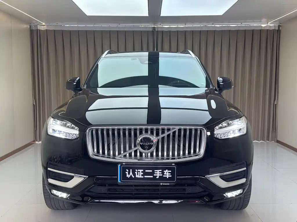 Volvo XC90 — фото 3