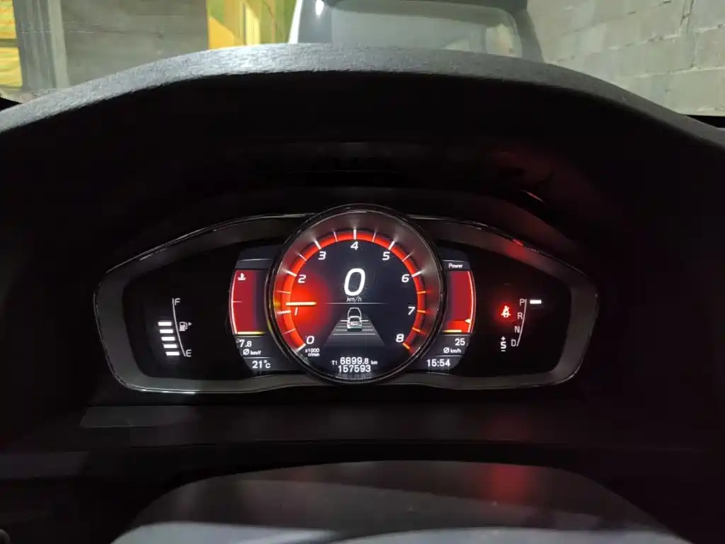 Volvo S60 — фото 14