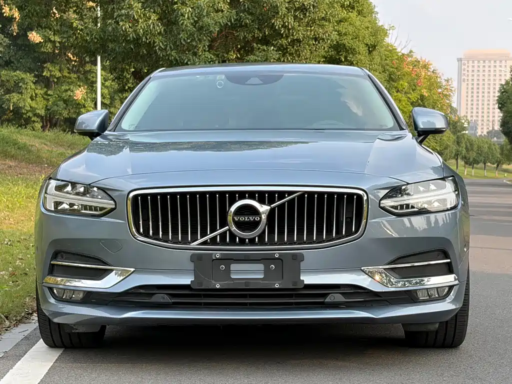 Volvo S90 — фото 2