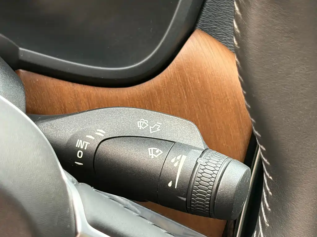 Volvo S90 — фото 14