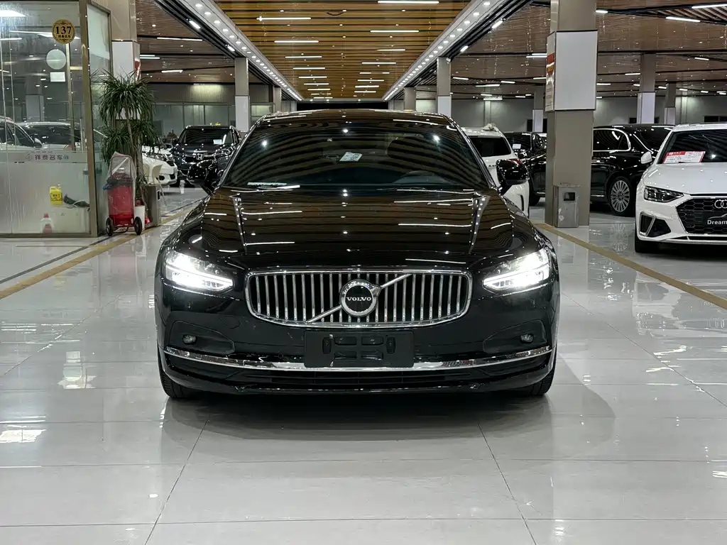 Volvo S90 — фото 2