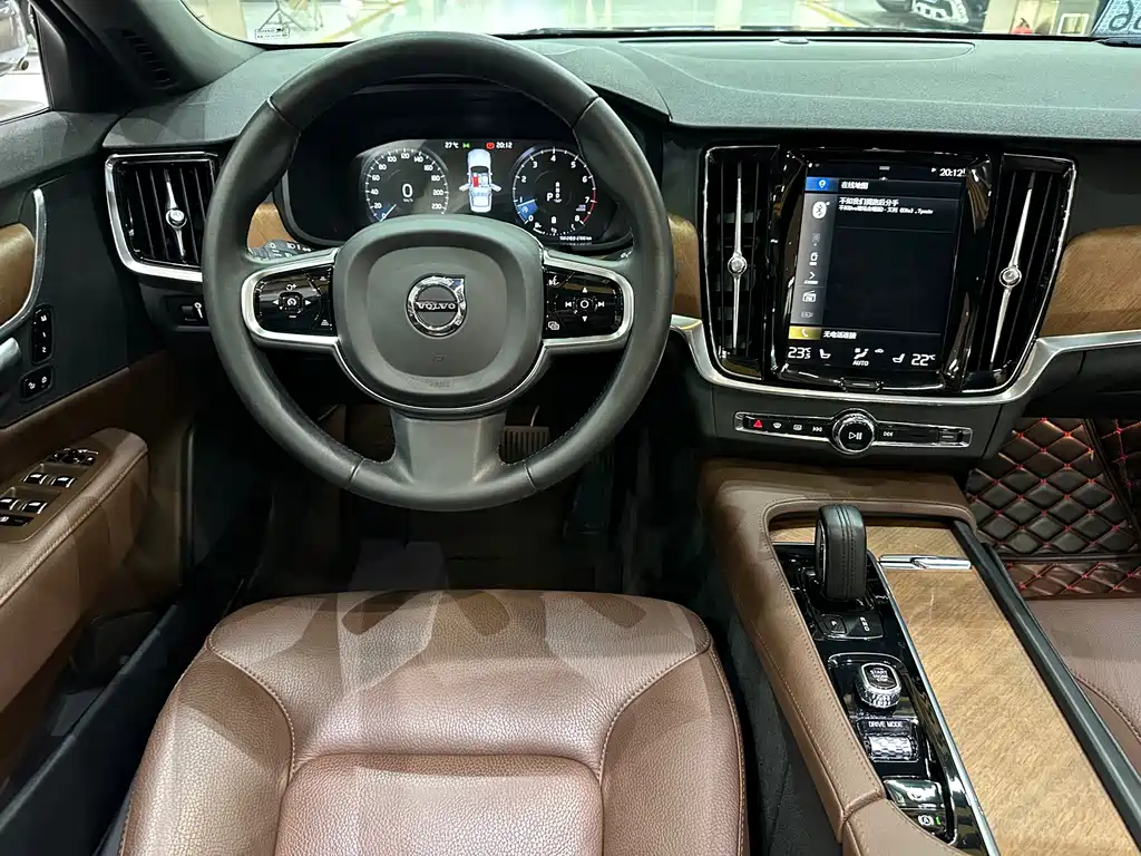 Volvo S90 — фото 4