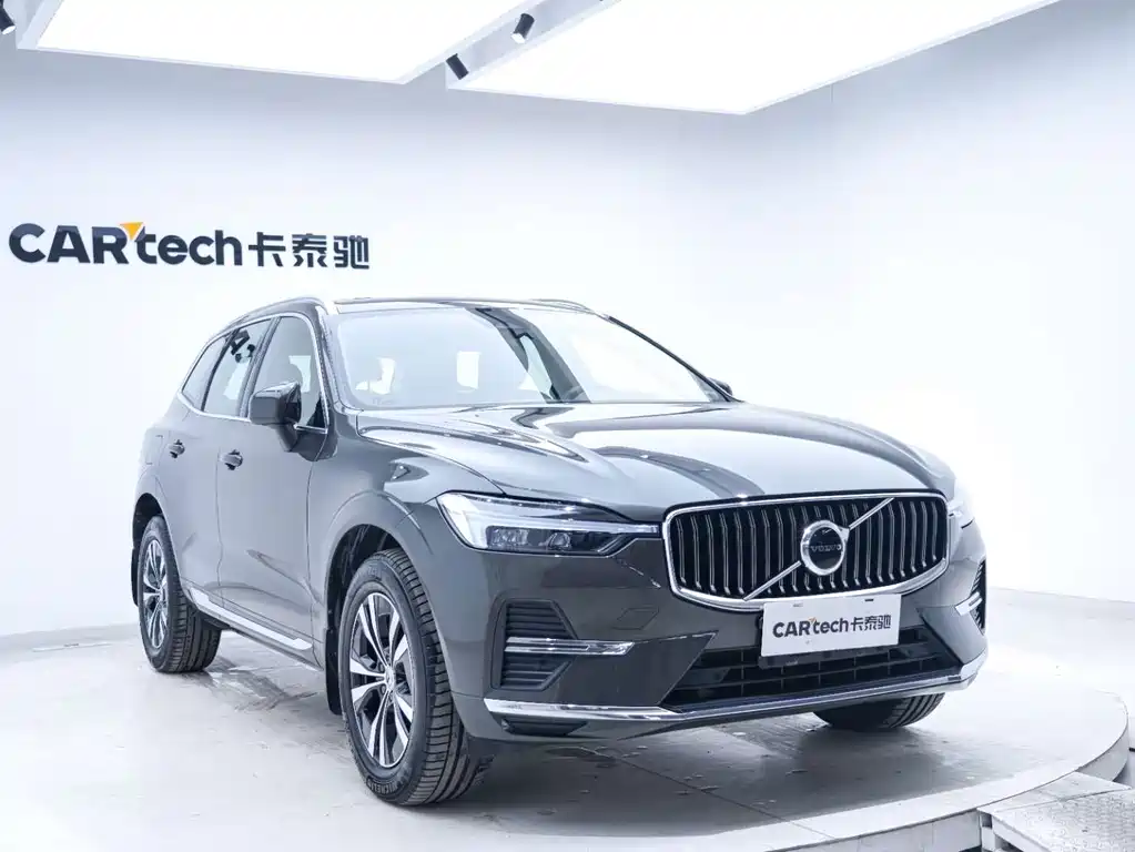 Volvo XC60 — фото 4