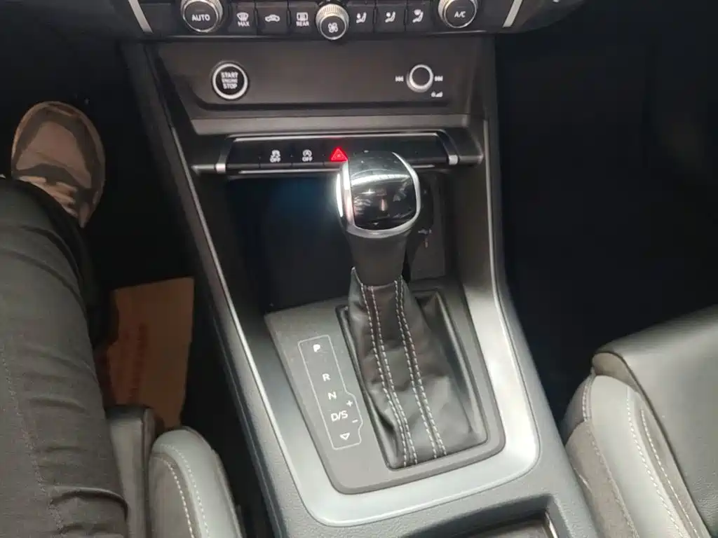 Audi Q3 Sportback — фото 14