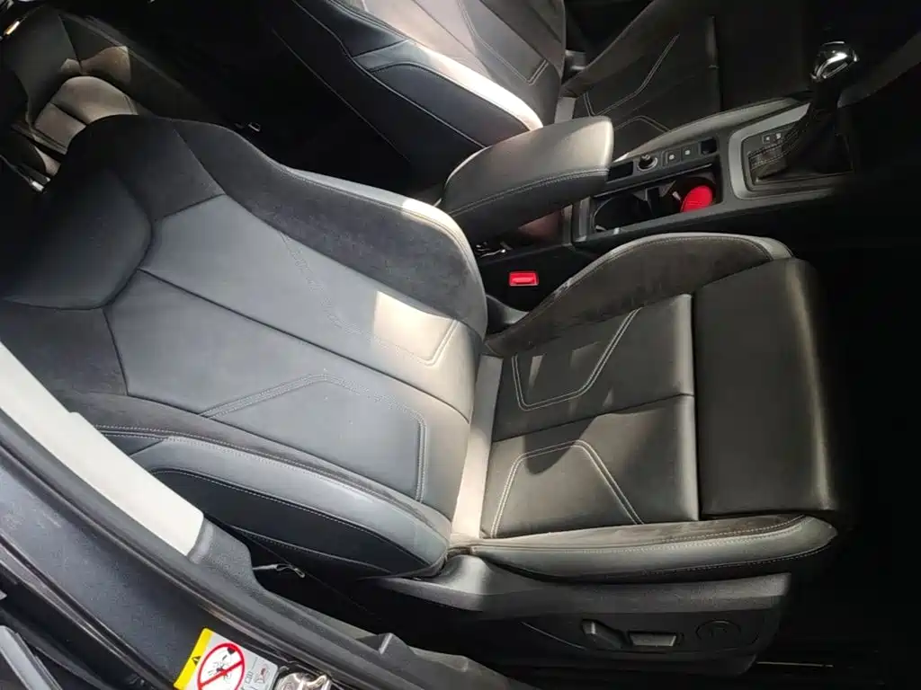 Audi Q3 Sportback — фото 25