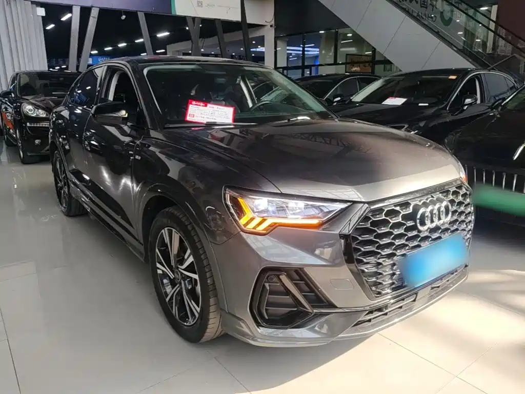 Audi Q3 Sportback — фото 4