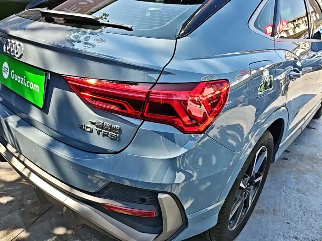 Audi Q3 Sportback — фото 8