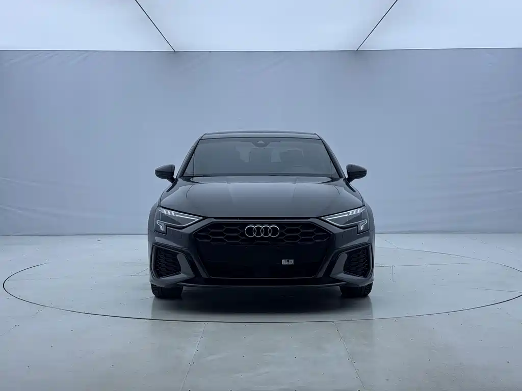 Audi A3 — фото 2