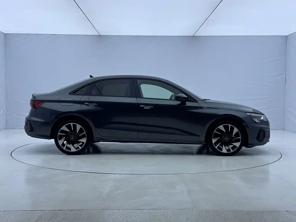 Audi A3 — фото 7