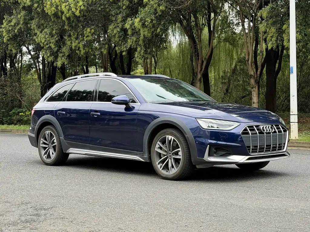Audi A4 (Import) — фото 3