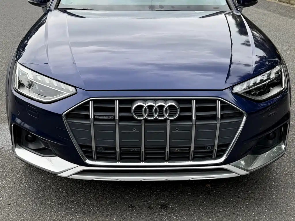 Audi A4 (Import) — фото 21