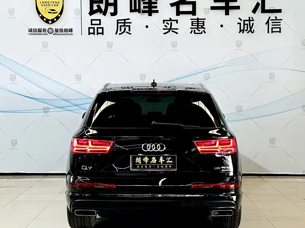 Audi Q7 — фото 5