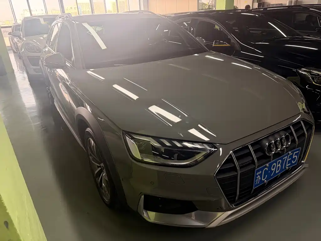 Audi A4 (Import) — фото 3