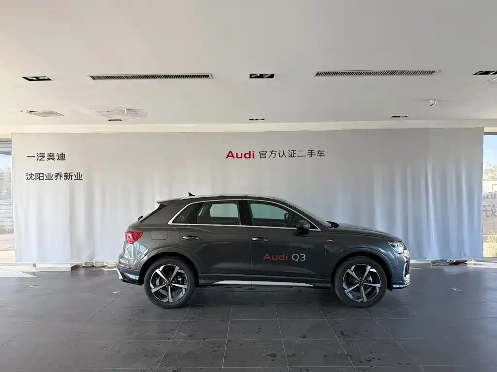Audi Q3 — фото 3