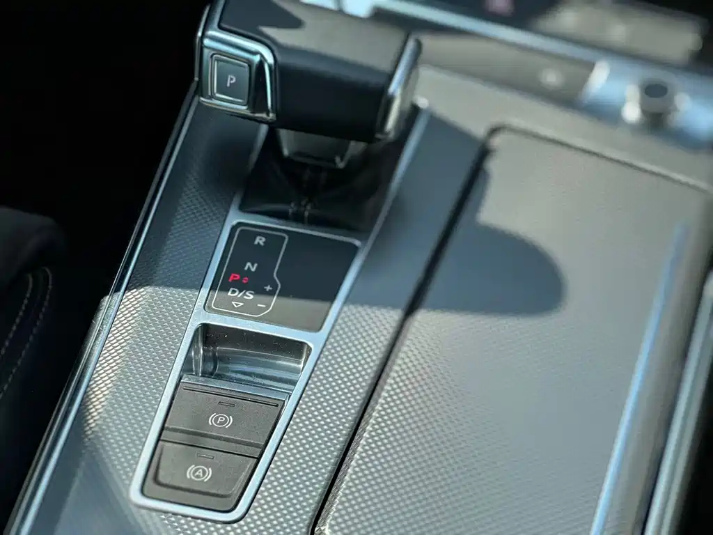 Audi A6L New Energy — фото 6