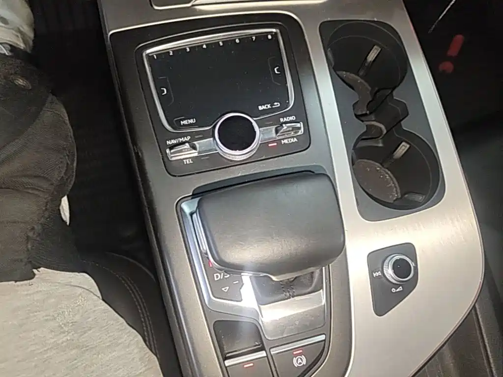 Audi Q7 New Energy — фото 15
