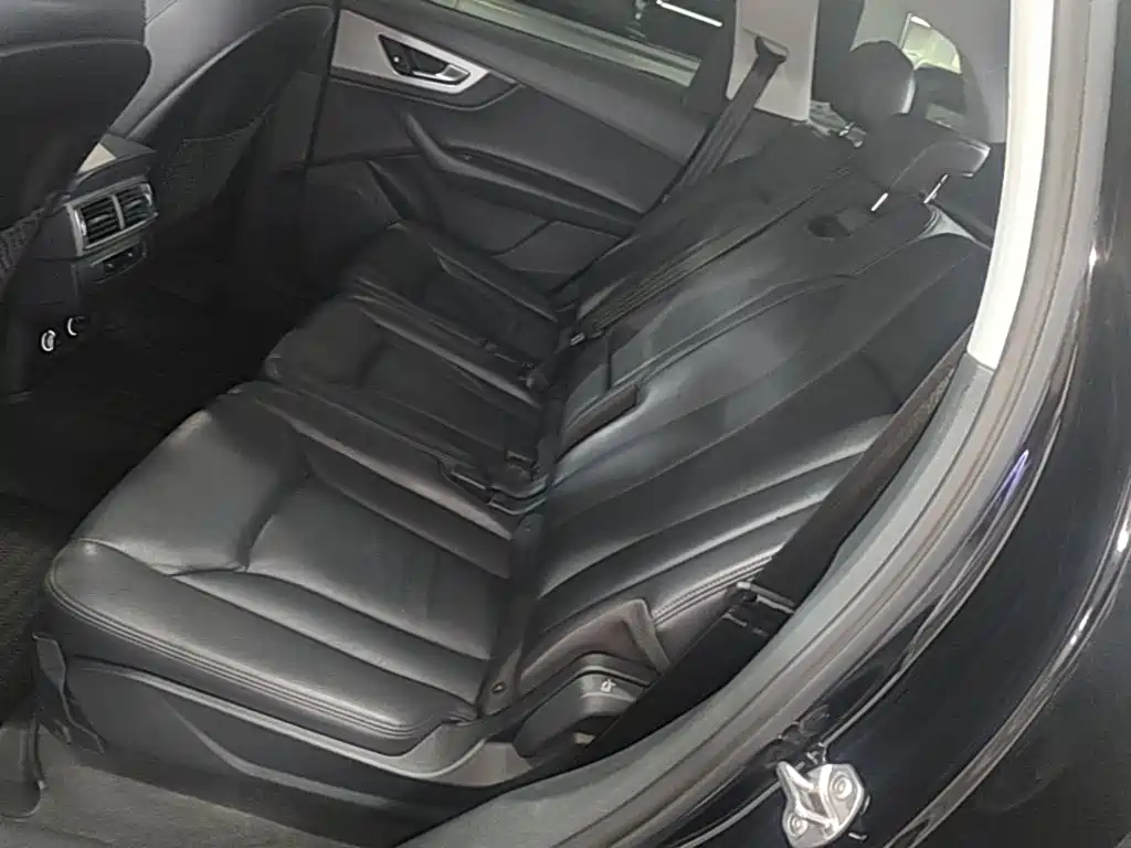 Audi Q7 New Energy — фото 19