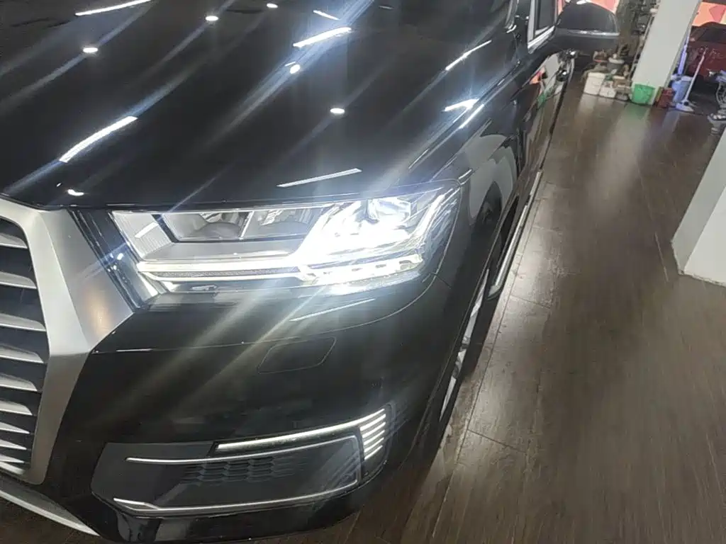 Audi Q7 New Energy — фото 4