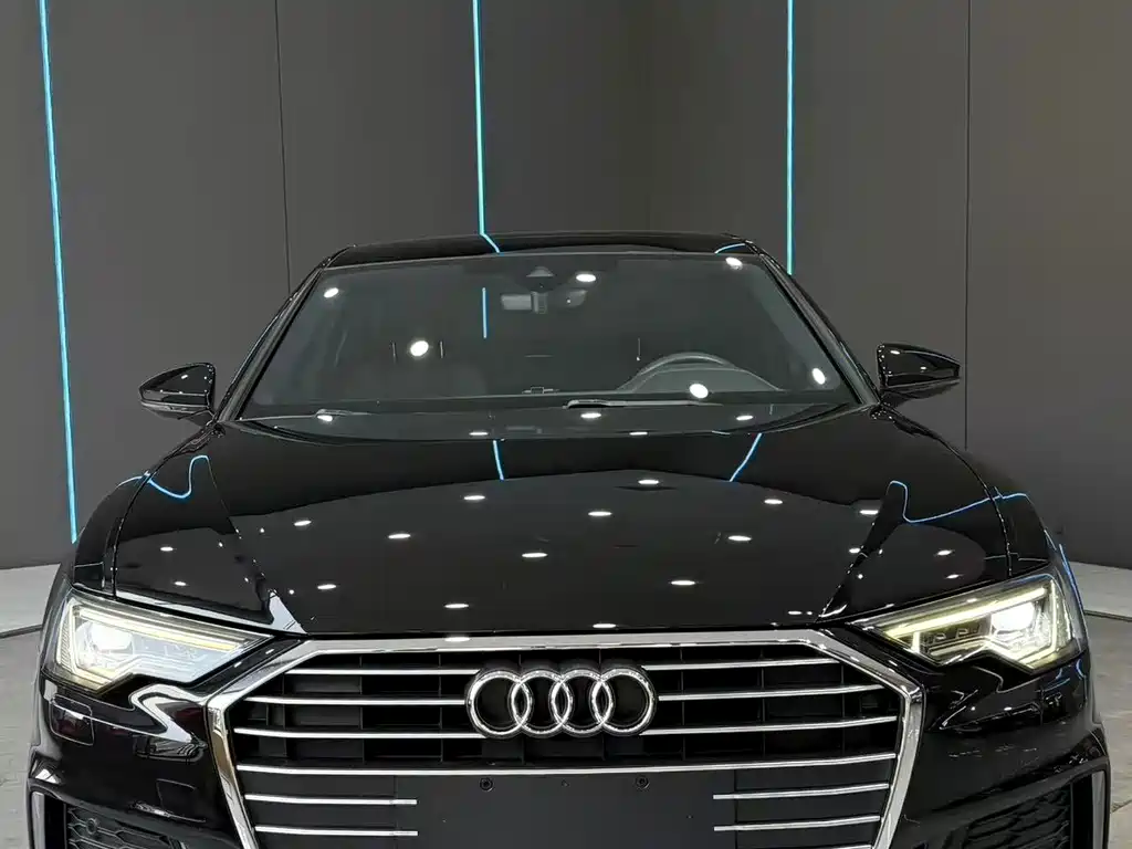Audi A6L — фото 2