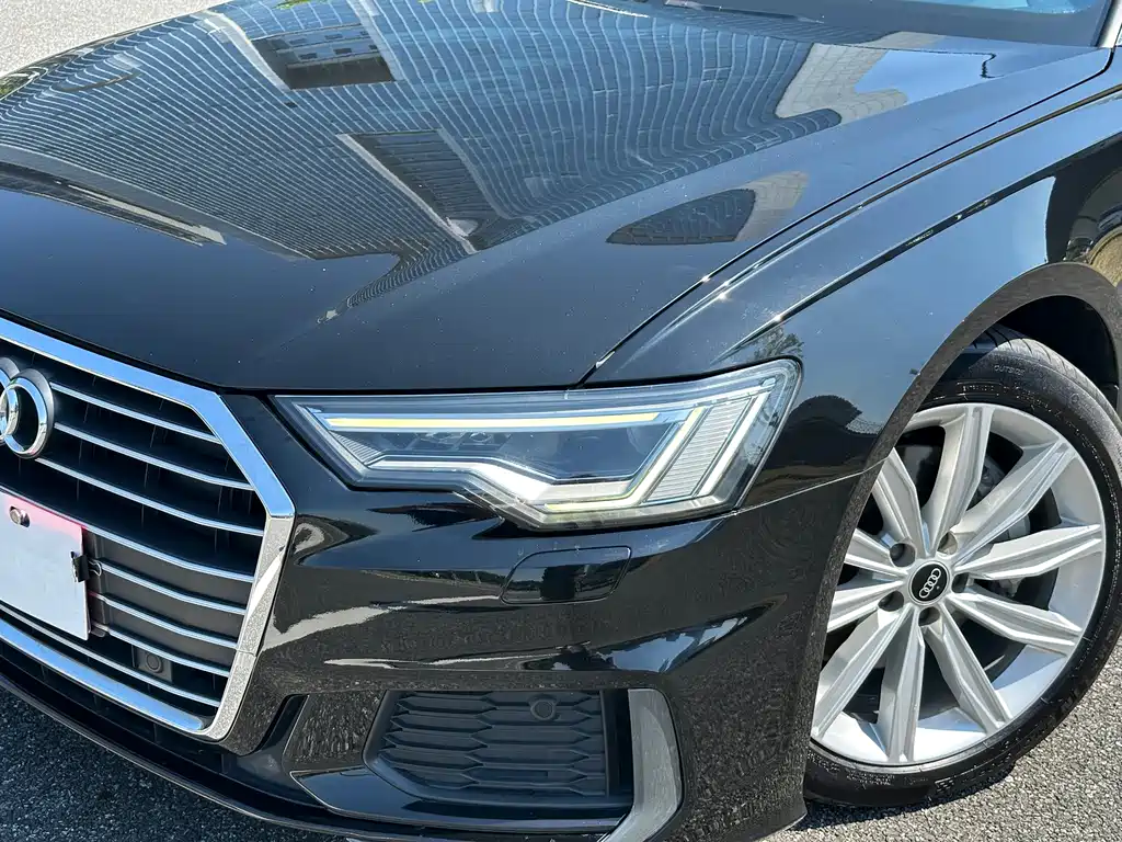 Audi A6L — фото 4
