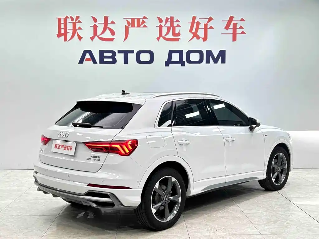 Audi Q3 — фото 6