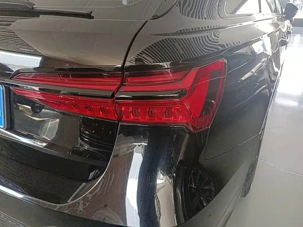 Audi A6 (Import) — фото 8
