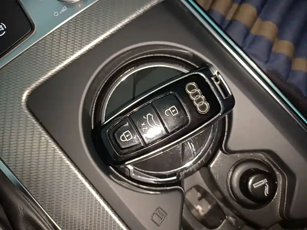 Audi A6 (Import) — фото 9