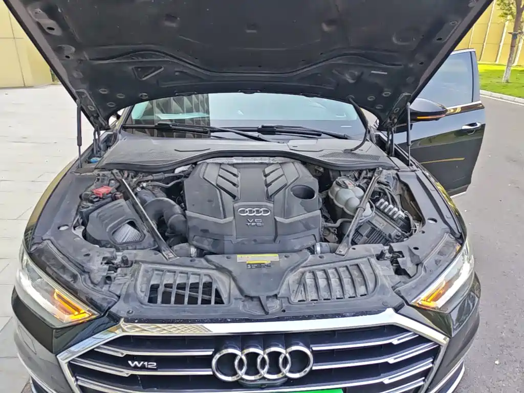 Audi A8 — фото 20