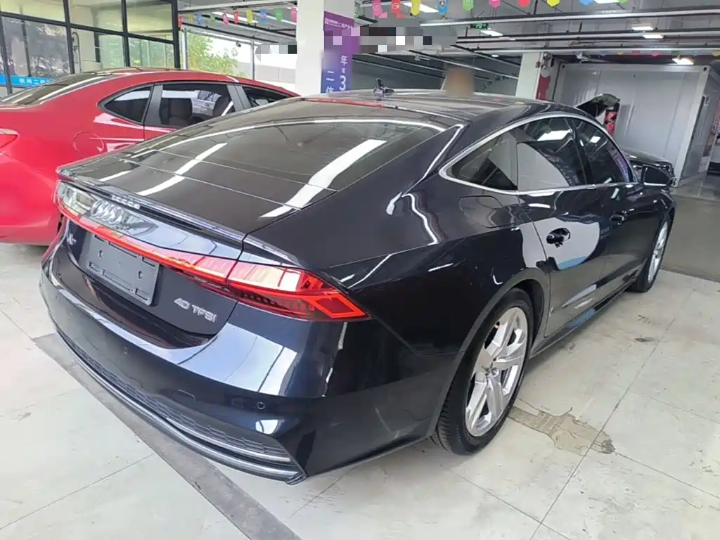Audi A7 — фото 7
