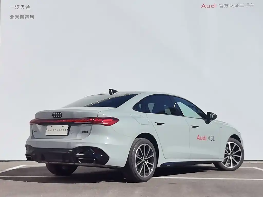 Audi A5L — фото 3